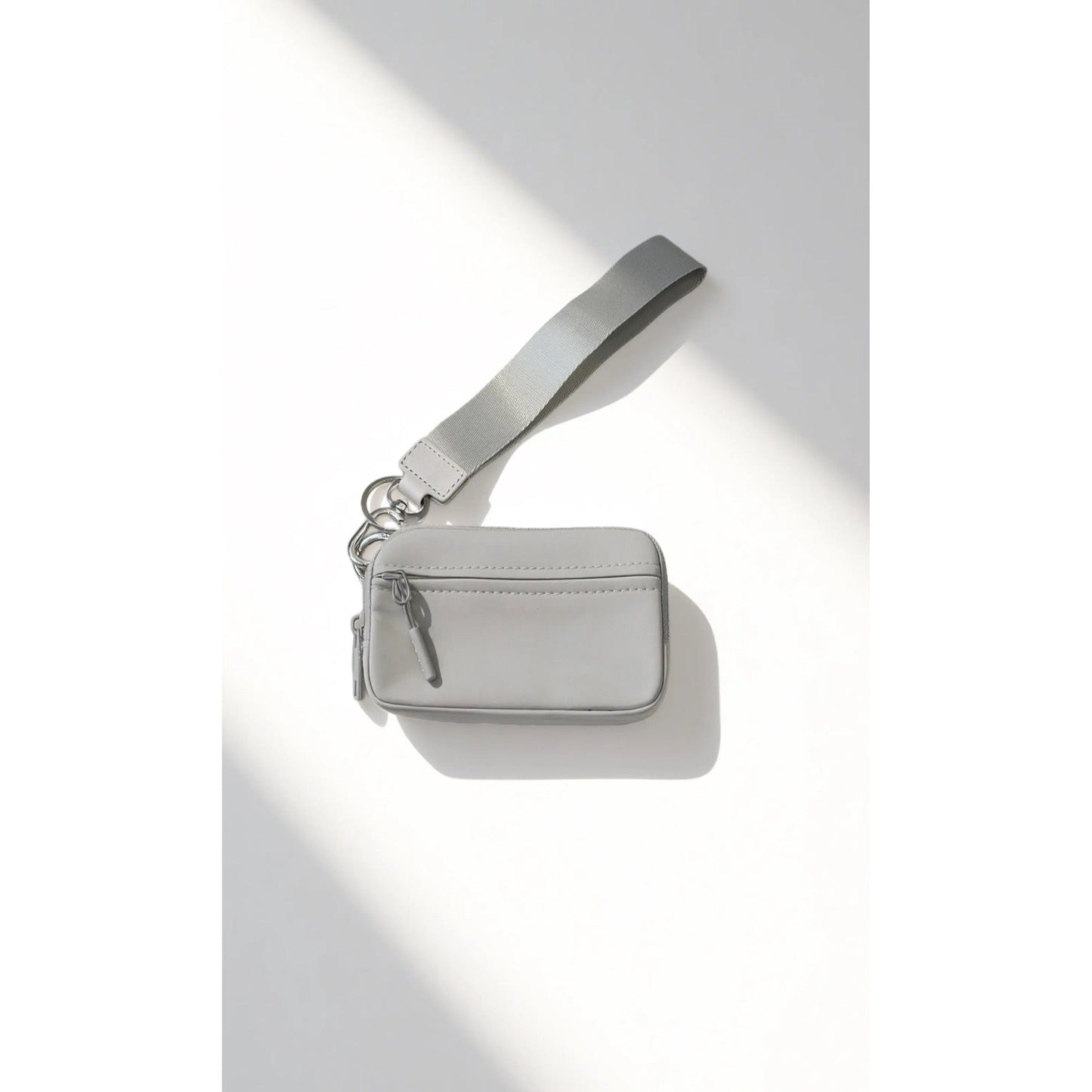 vevolora RFID compact wristlet wallet in Light Grey